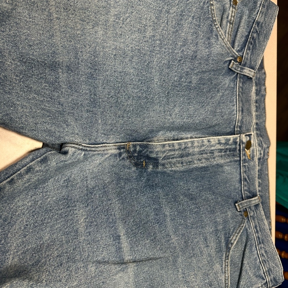 Wrangler Men's Blue Jeans size 42 W 30 L - Picture 2 of 4